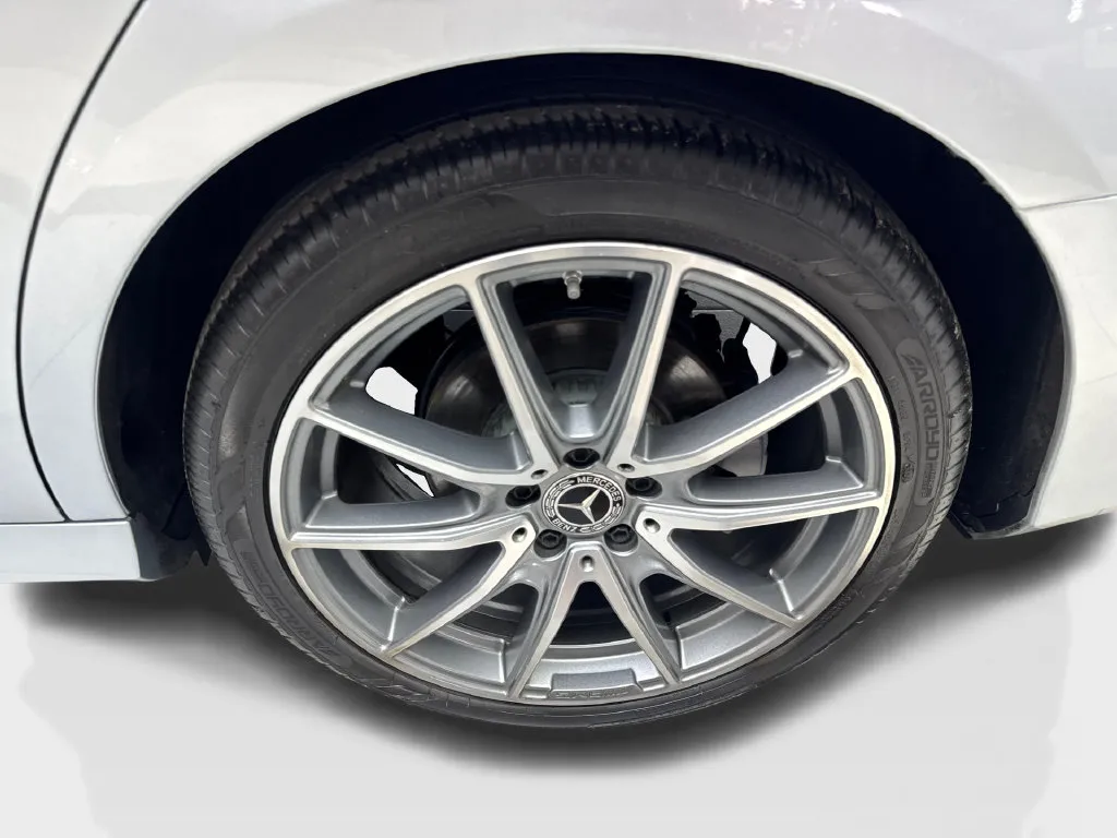 Mercedes-Benz E-Class photo 83