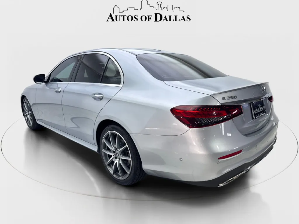Mercedes-Benz E-Class photo 10