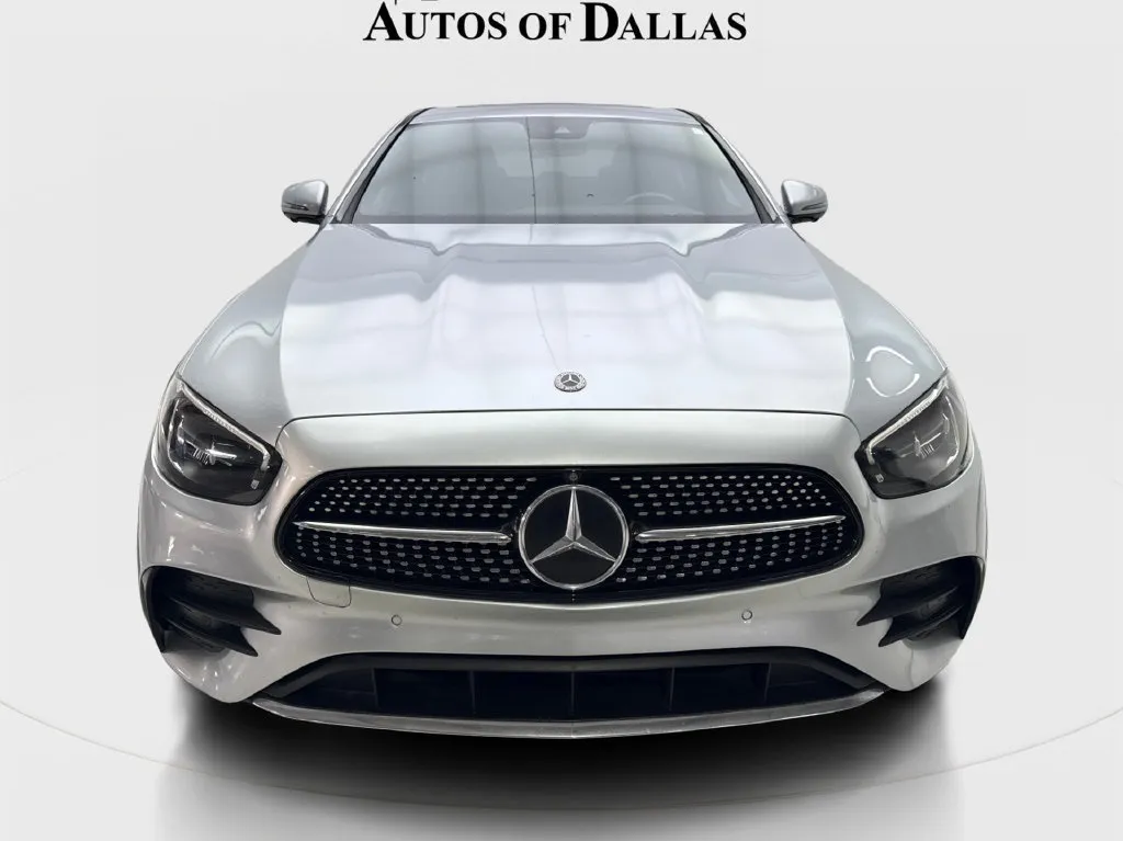 Mercedes-Benz E-Class photo 4