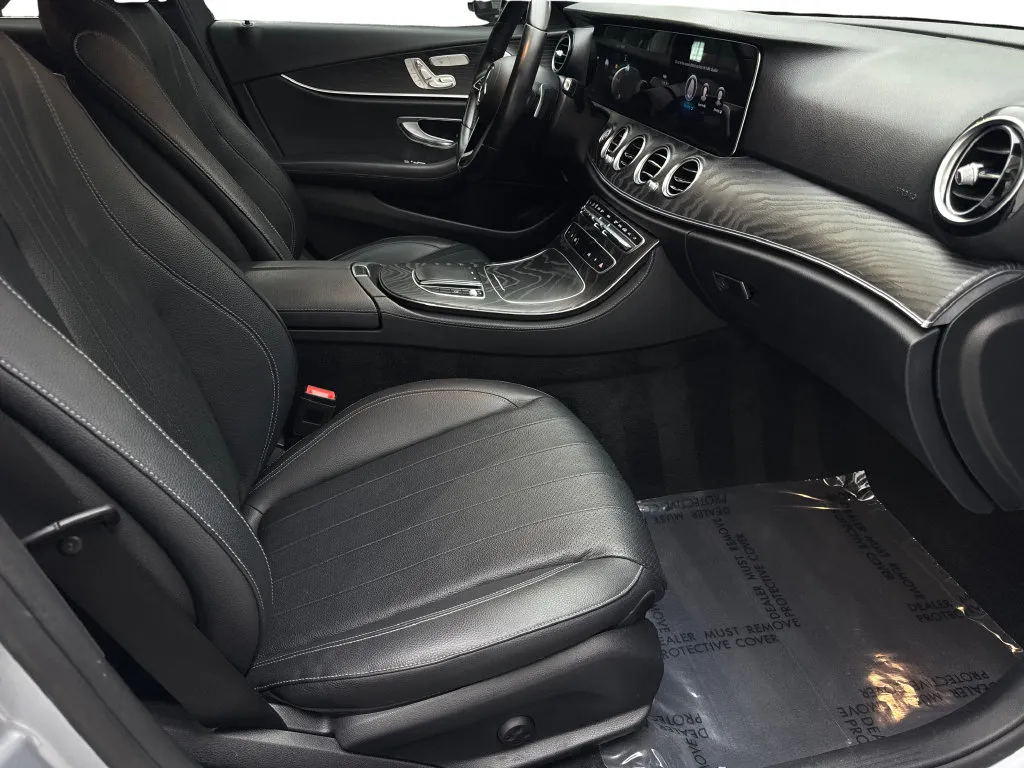 Mercedes-Benz E-Class photo 44