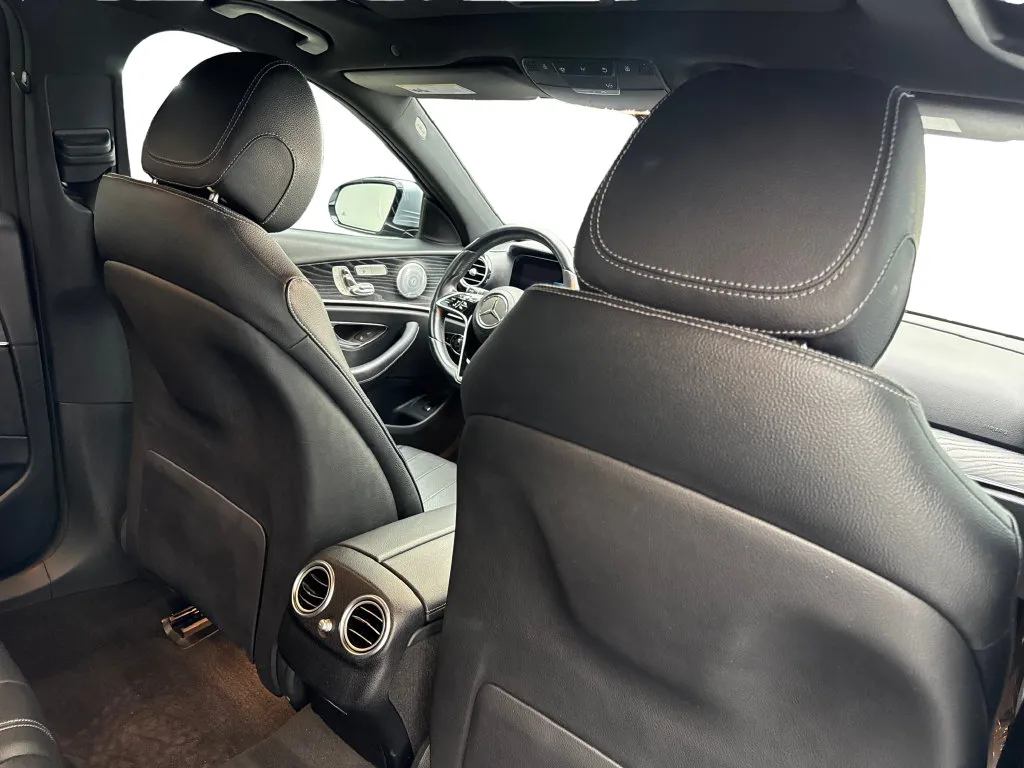 Mercedes-Benz E-Class photo 41