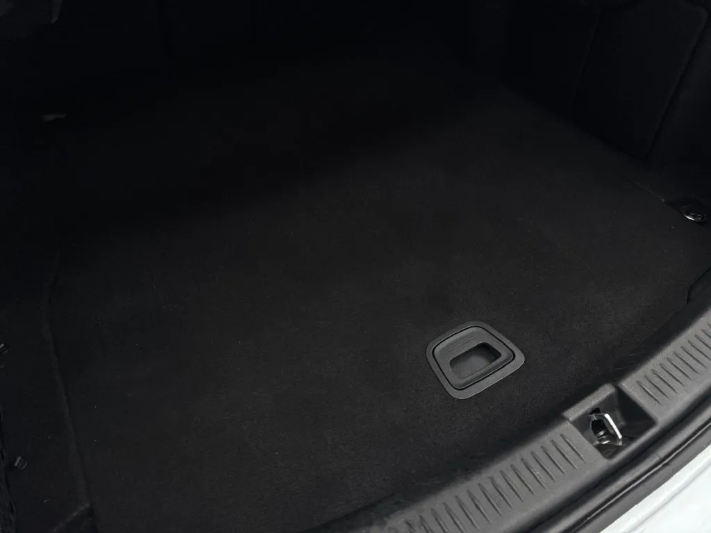 Mercedes-Benz E-Class photo 79