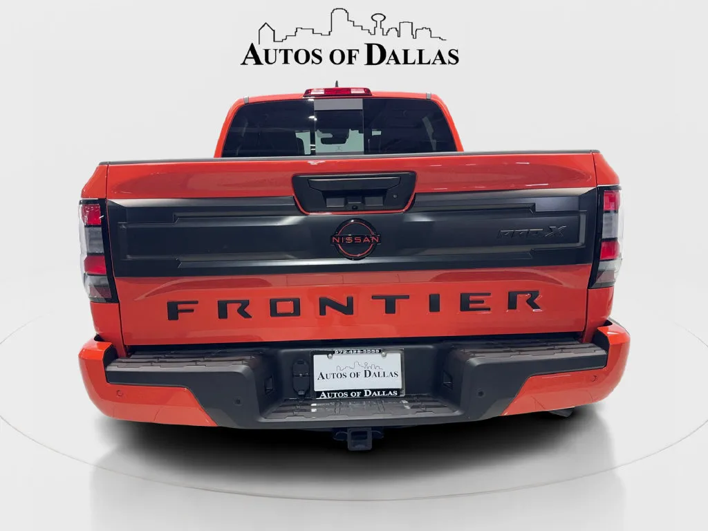 Nissan Frontier photo 8