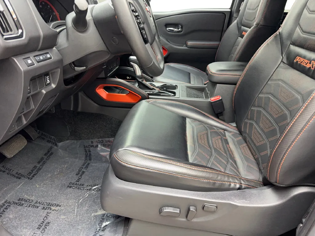 Nissan Frontier photo 29