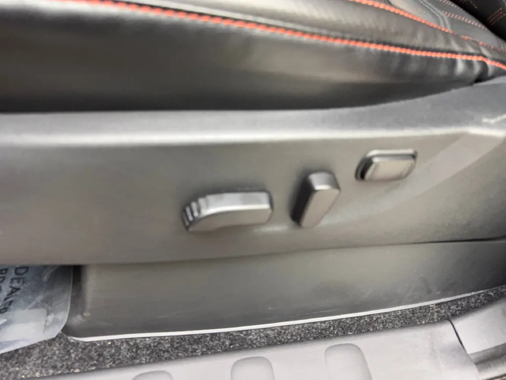 Nissan Frontier photo 33