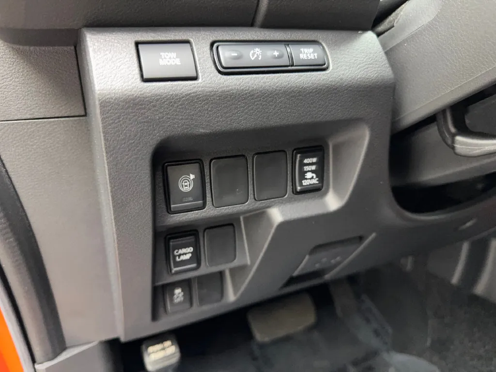 Nissan Frontier photo 58
