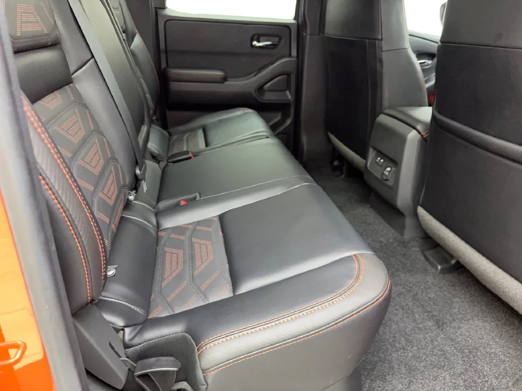 Nissan Frontier photo 42
