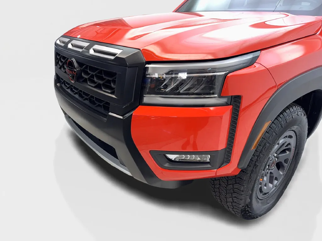 Nissan Frontier photo 18