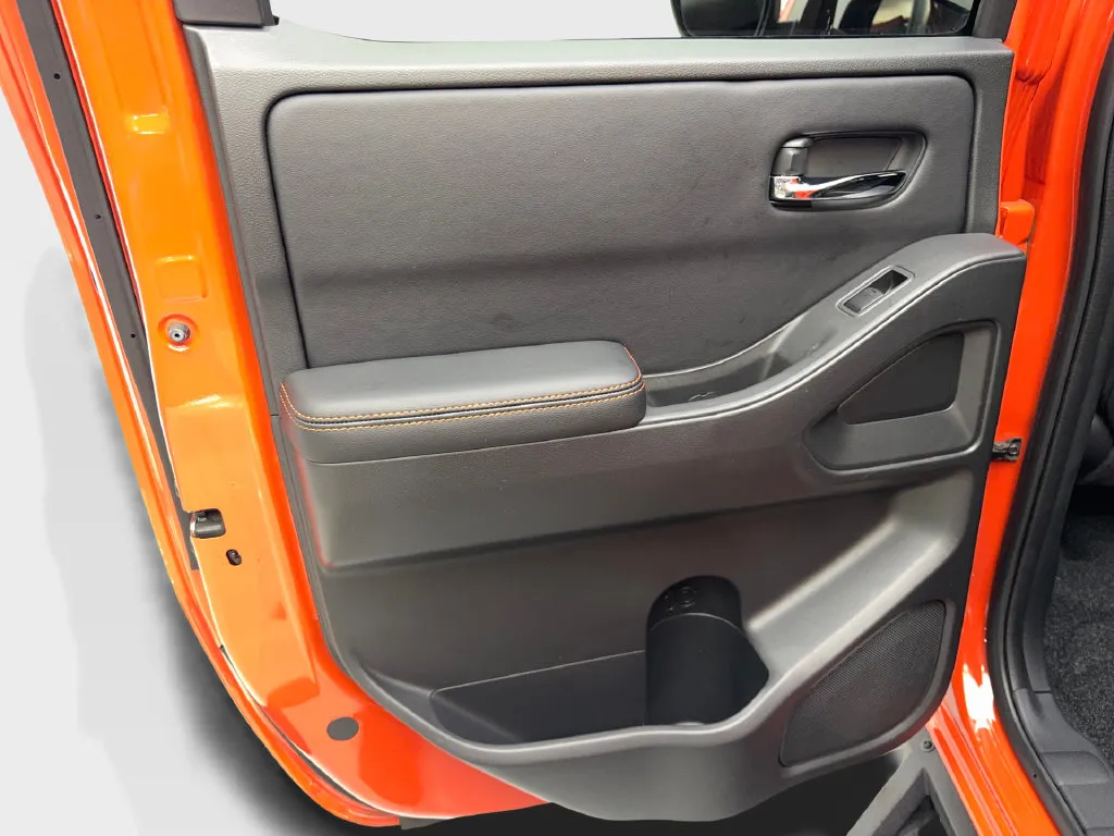 Nissan Frontier photo 40