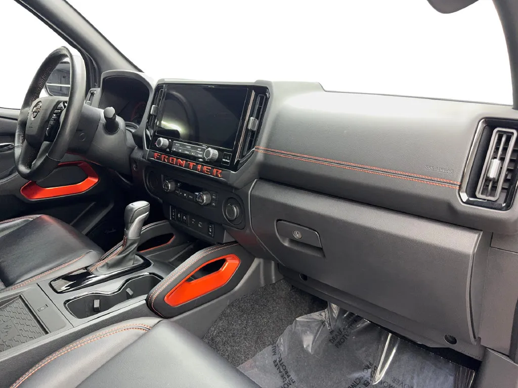 Nissan Frontier photo 55