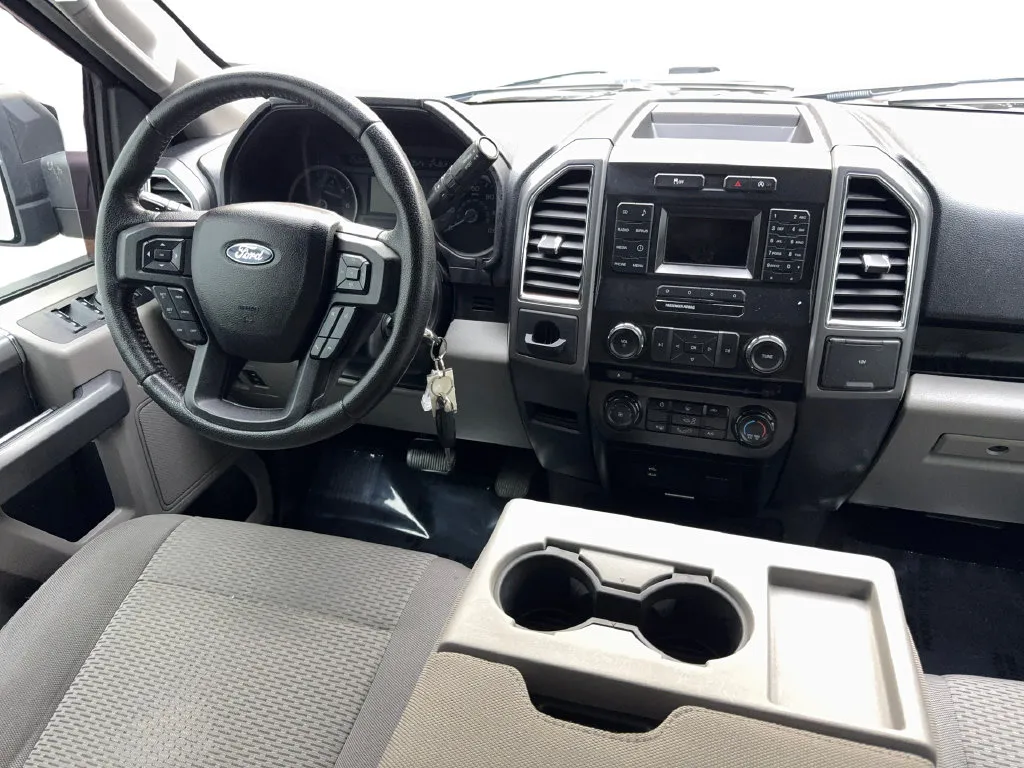Ford F-150 photo 55
