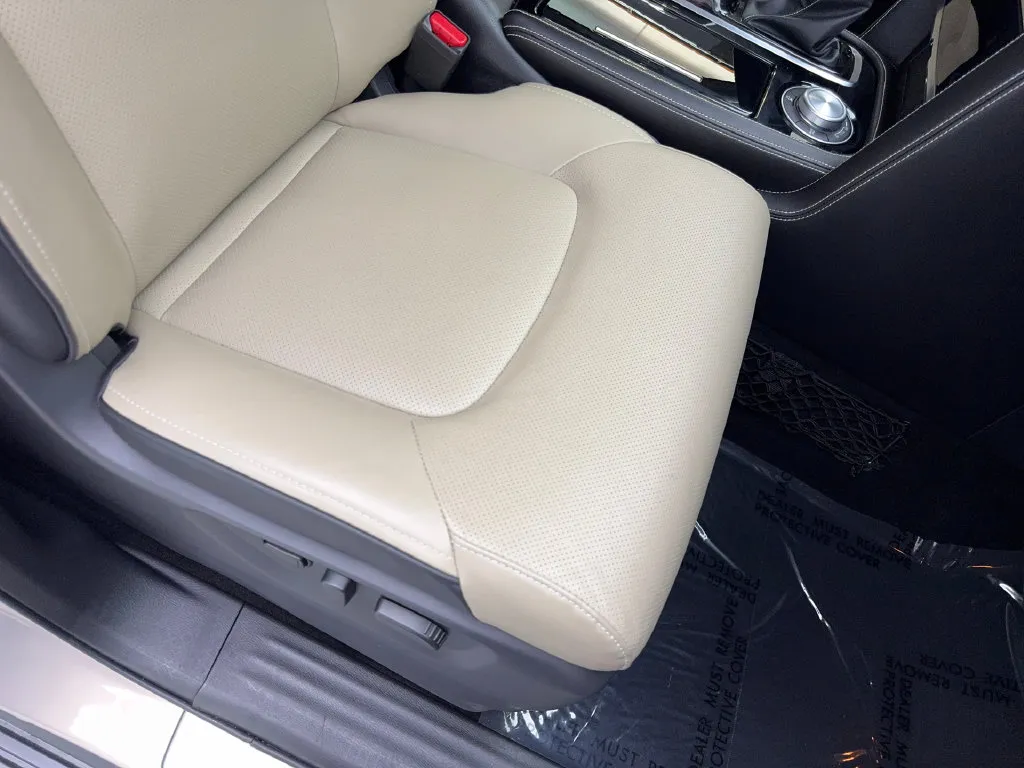 Infiniti QX80 photo 51