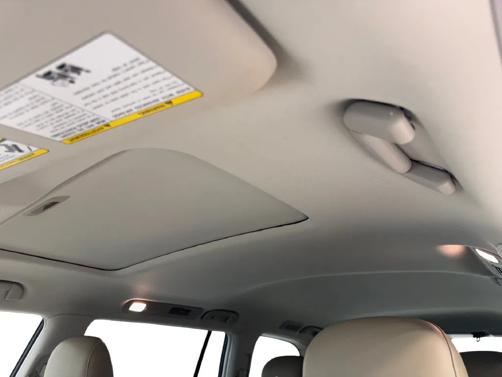 Infiniti QX80 photo 78