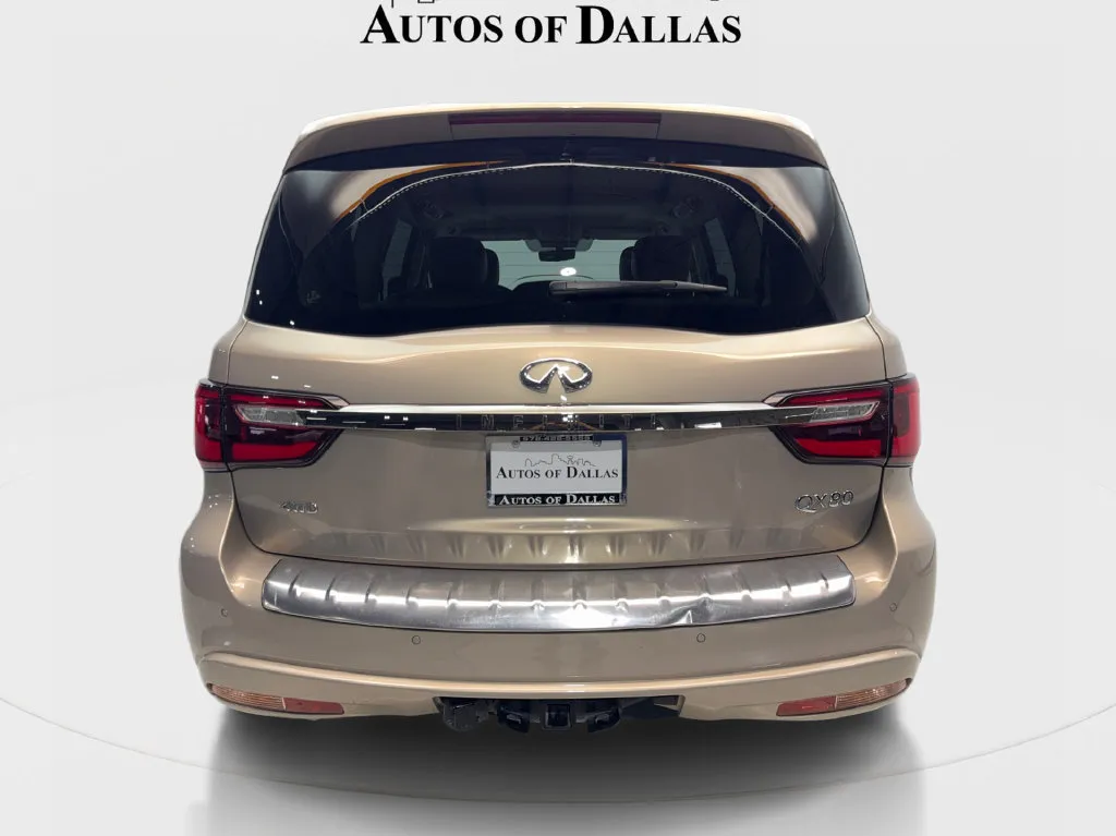 Infiniti QX80 photo 8