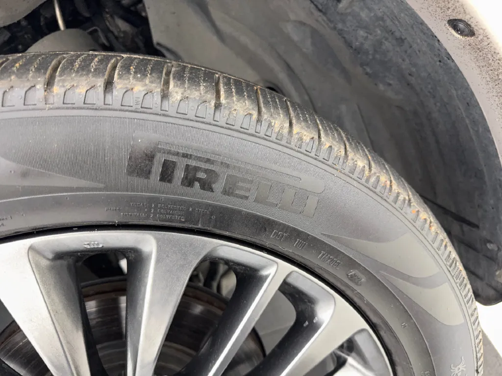 Infiniti QX80 photo 89