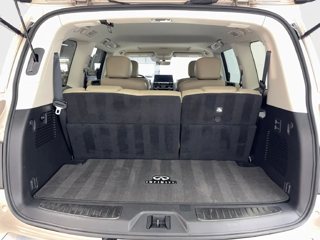 Infiniti QX80 photo 83