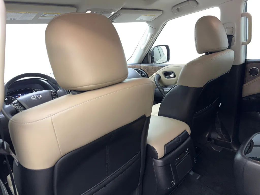 Infiniti QX80 photo 37