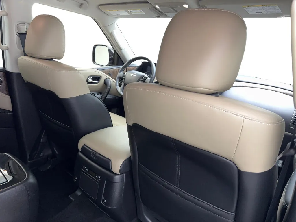 Infiniti QX80 photo 46
