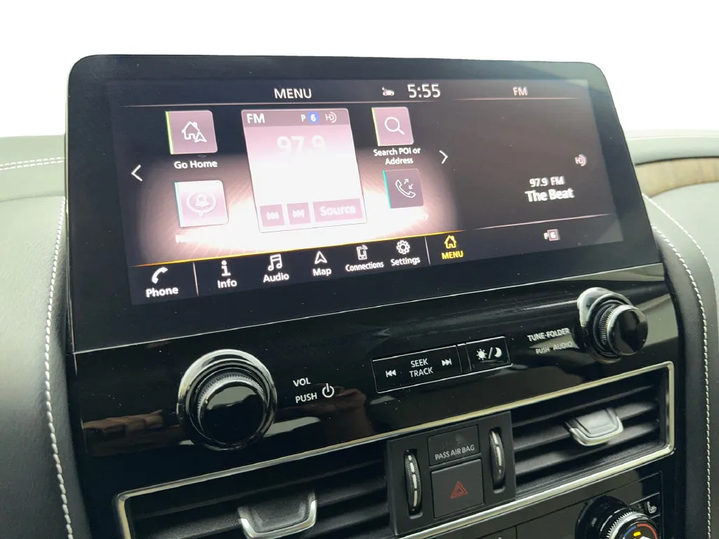 Infiniti QX80 photo 67