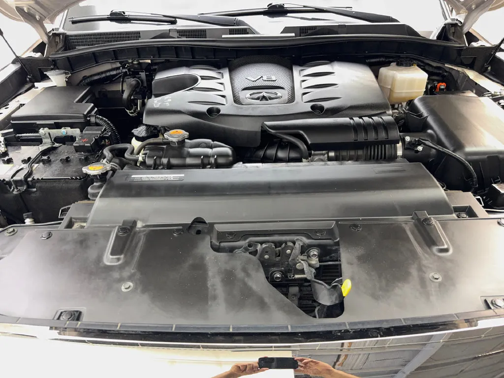 Infiniti QX80 photo 81