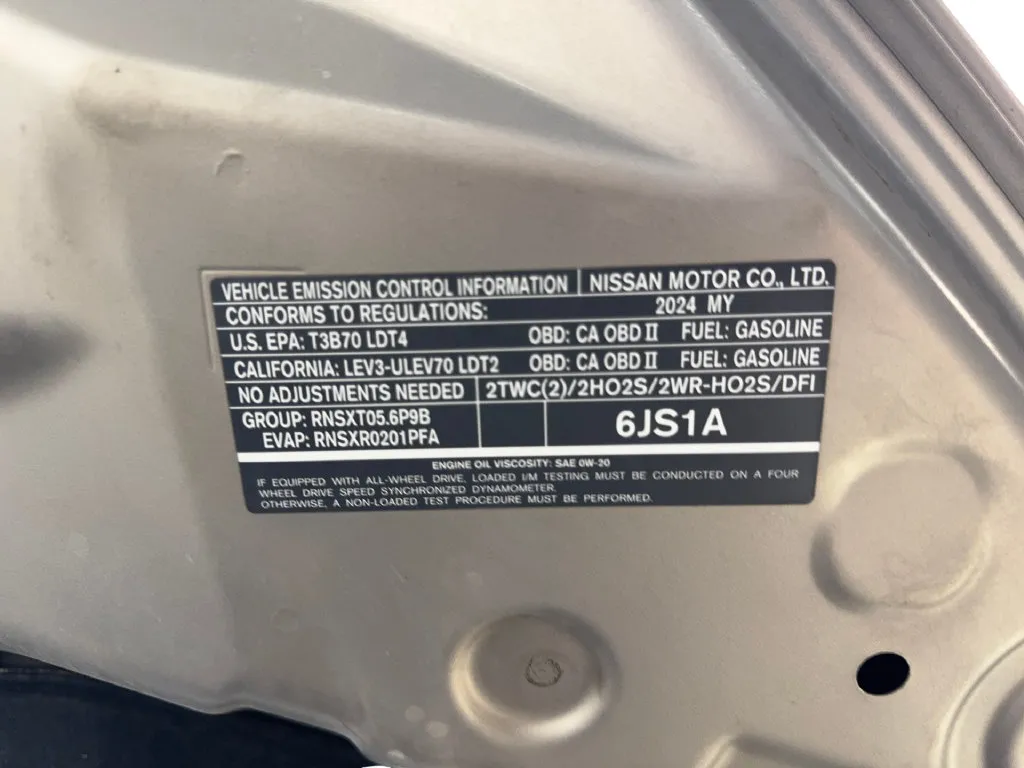 Infiniti QX80 photo 82