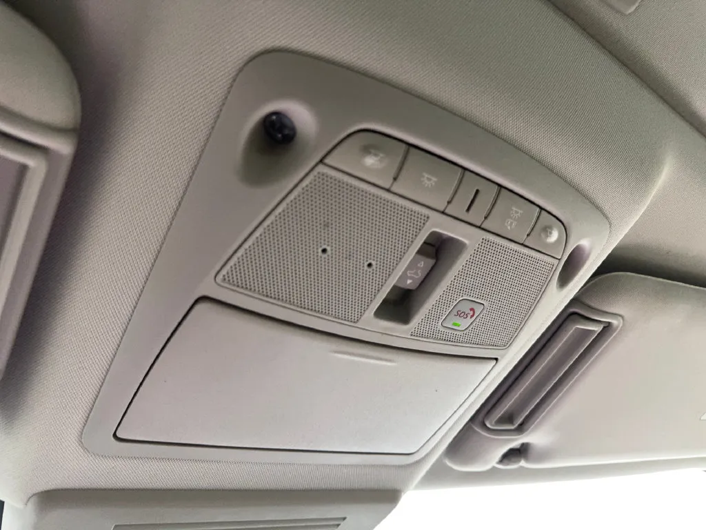 Infiniti QX80 photo 80