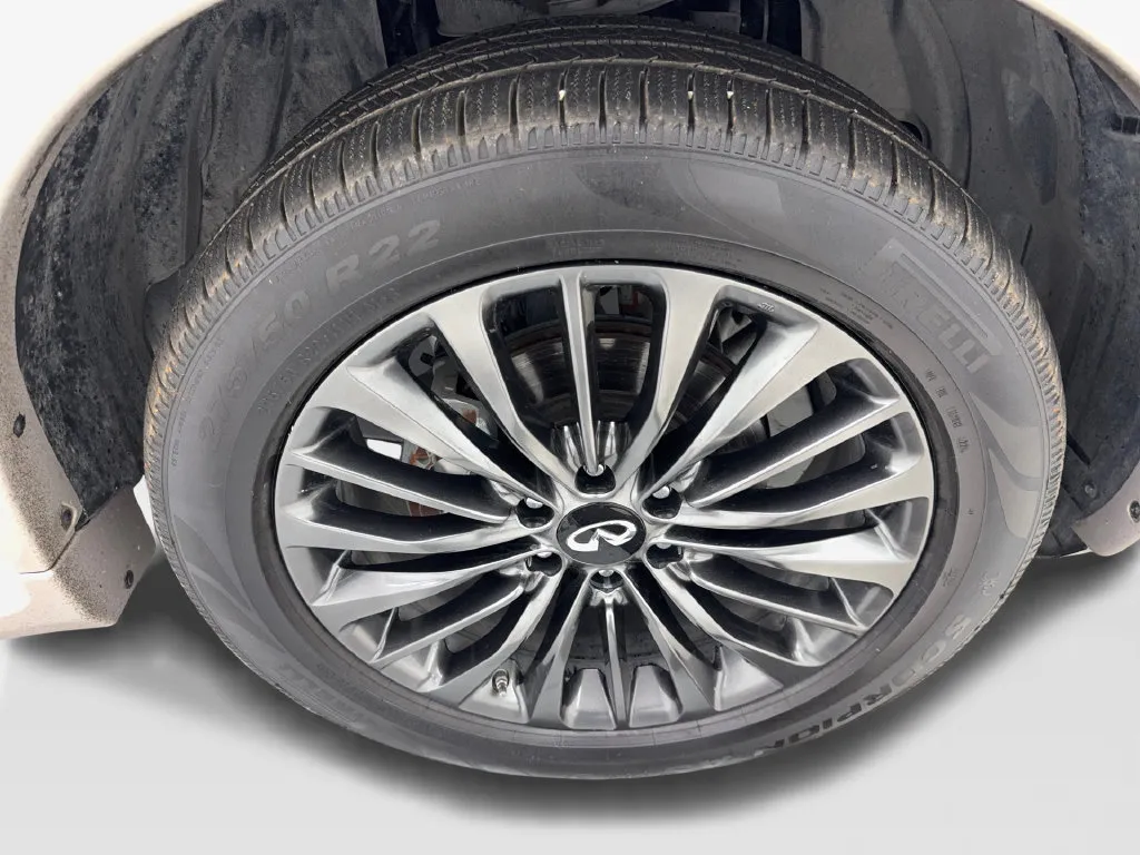 Infiniti QX80 photo 88