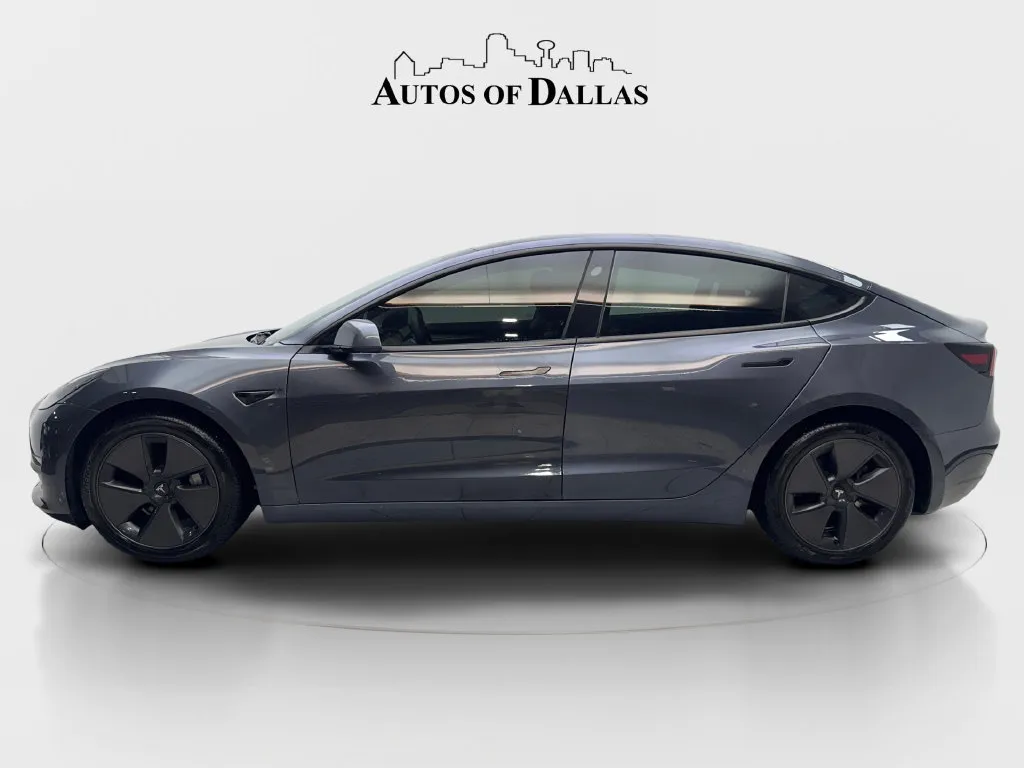 Tesla Model 3 photo 6