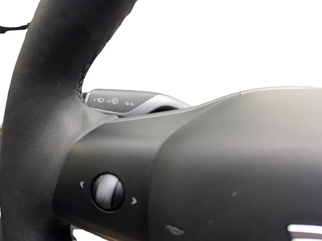 Tesla Model 3 photo 57