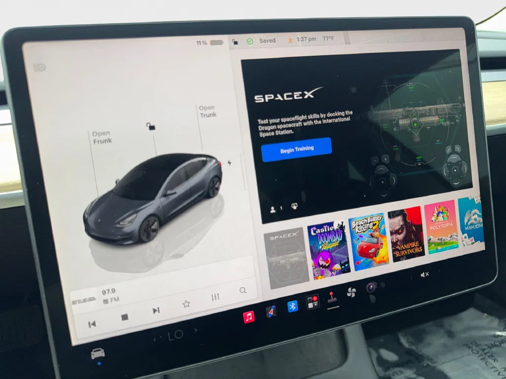 Tesla Model 3 photo 66