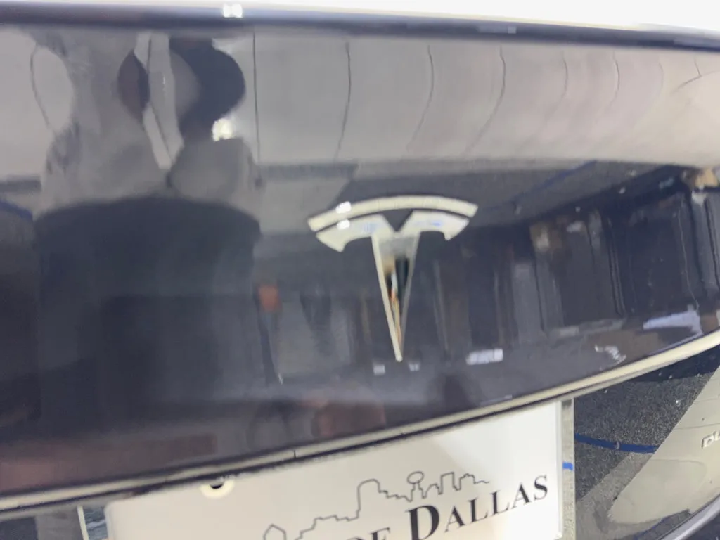 Tesla Model 3 photo 23
