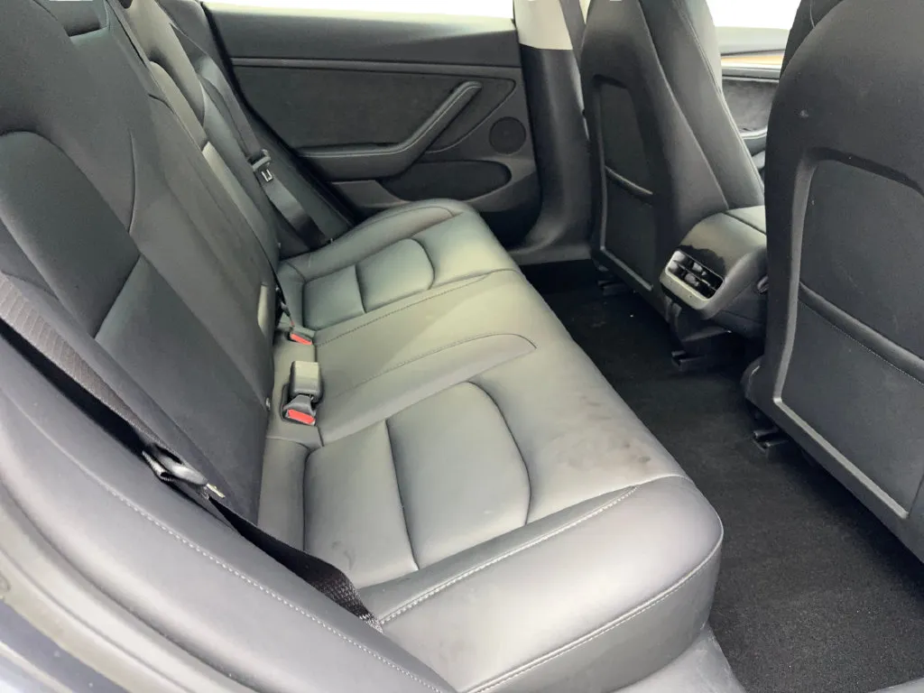 Tesla Model 3 photo 41