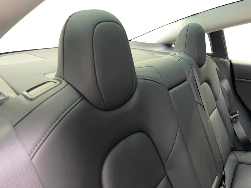 Tesla Model 3 photo 42