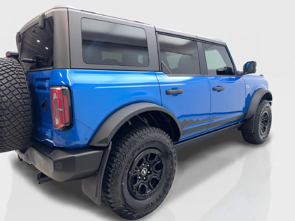 Ford Bronco photo 15