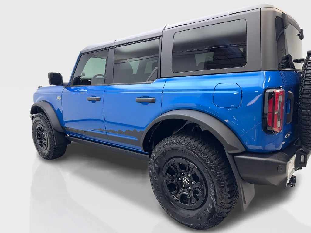 Ford Bronco photo 16
