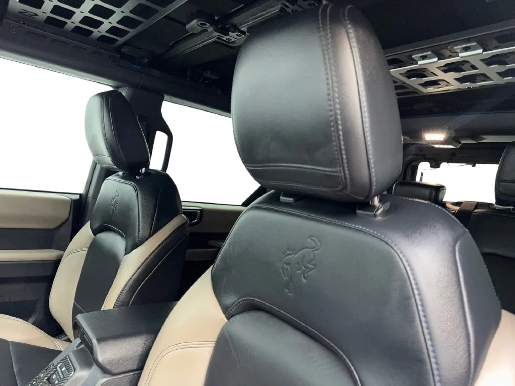 Ford Bronco photo 30