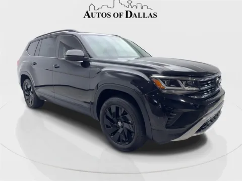 More photos of 2022 Volkswagen Atlas 3.6L V6 SE w/Technology CAM,PANO,HTD STS,BLIND SPO at Autos of Dallas - Irving, TX