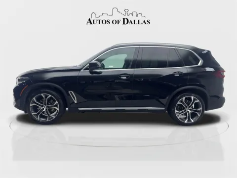 More photos of 2022 BMW X5 sDrive40i NAV,CAM,PANO,HTD STS,BLIND SPOT,21" WLS at Autos of Dallas - Irving, TX