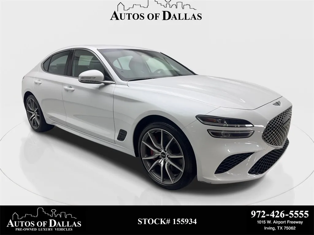 2025 Genesis G70 2.5T NAV,CAM,HTD STS,BLIND SPOT,19" WLS
