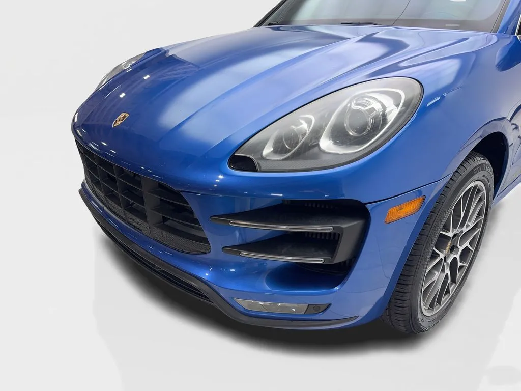 2015 Porsche Macan Turbo - Photo 17