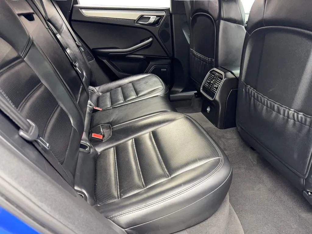 2015 Porsche Macan Turbo - Photo 39