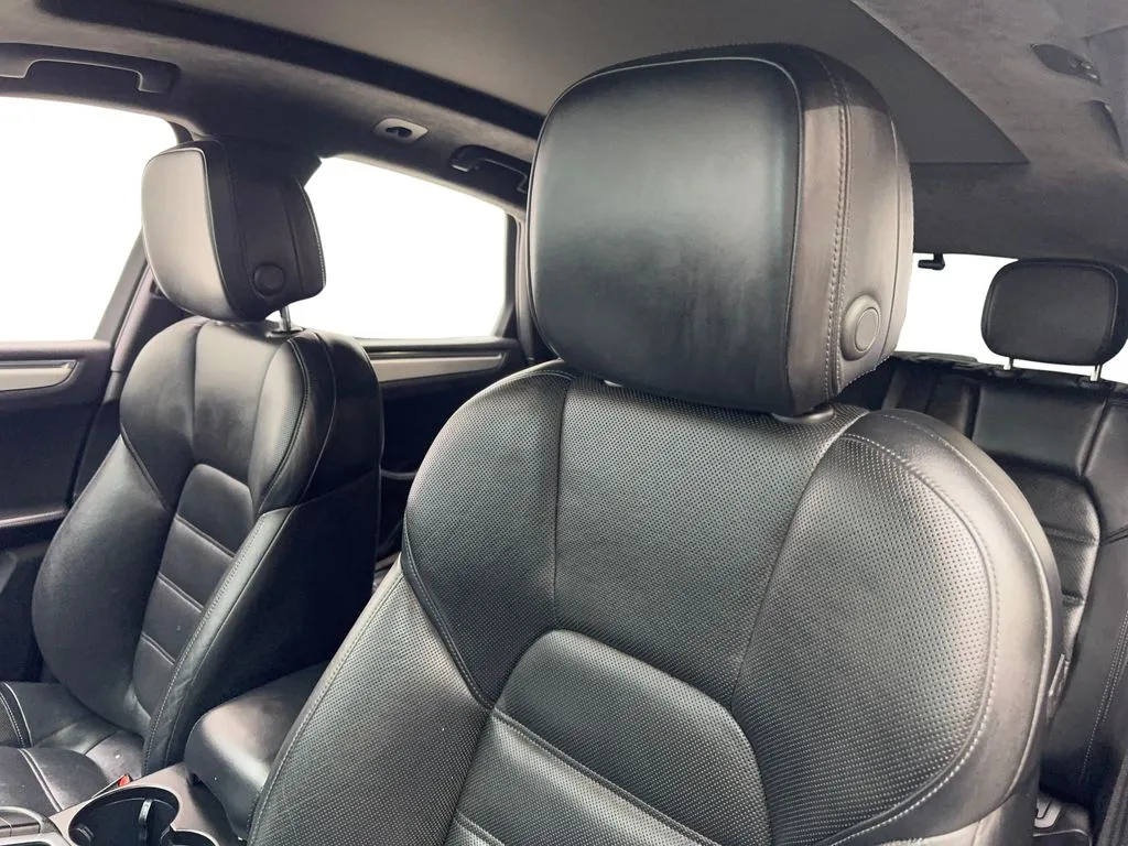 2015 Porsche Macan Turbo - Photo 27