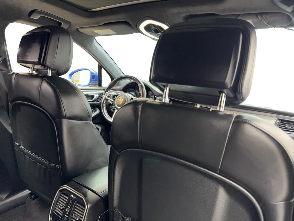 2015 Porsche Macan Turbo - Photo 41