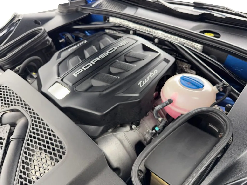 2015 Porsche Macan Turbo - Photo 76