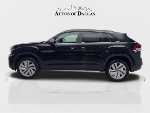 More photos of 2022 Volkswagen Atlas Cross Sport 3.6L V6 SE w/Technology CAM,PANO,HTD STS,BLIND SPO at Autos of Dallas - Irving, TX