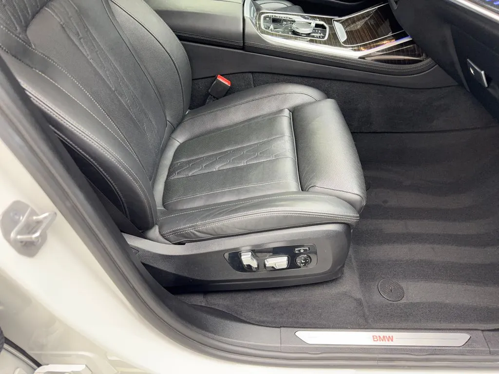 2023 BMW X7 40i - Photo 48