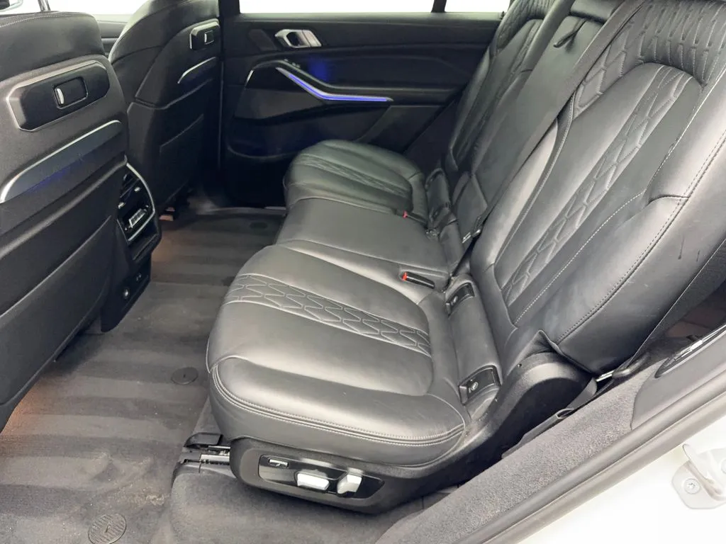 2023 BMW X7 40i - Photo 33