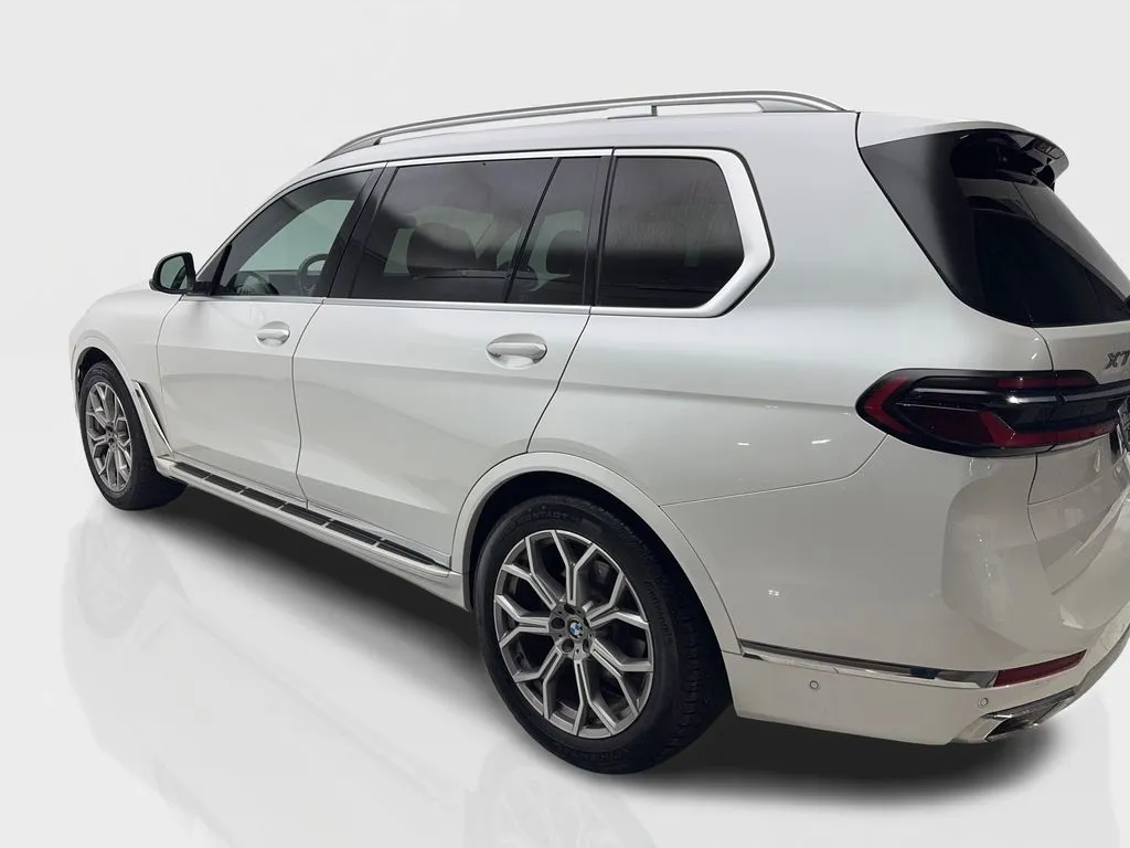 2023 BMW X7 40i - Photo 14