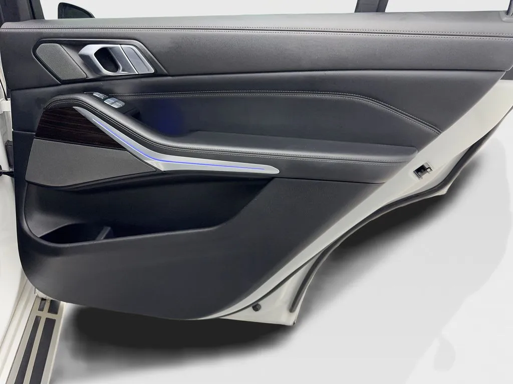 2023 BMW X7 40i - Photo 46