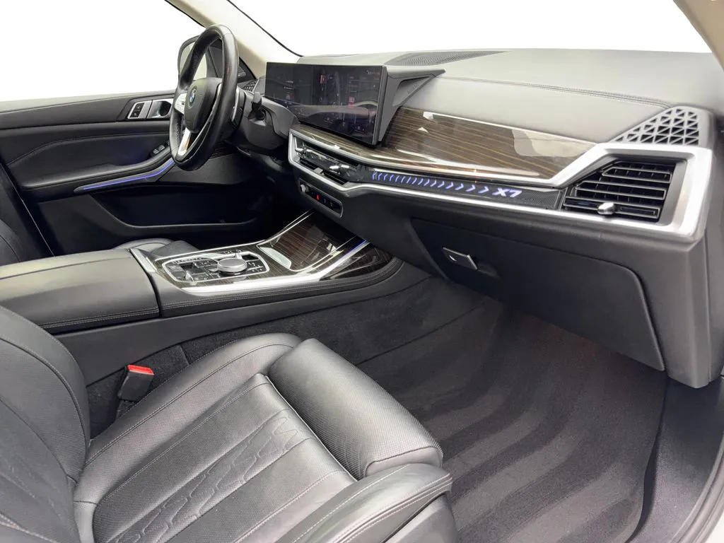 2023 BMW X7 40i - Photo 54